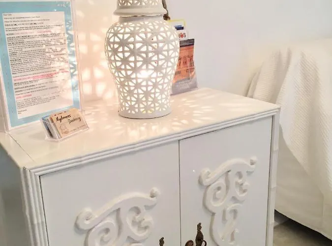 Dream House * אורנוס